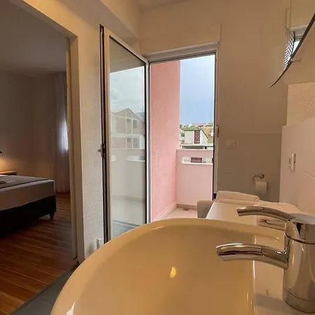 Apricot * Spalato